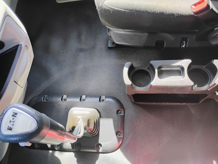 2022 Peterbilt 579-24