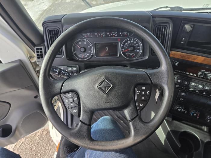 2020 International LT625-10