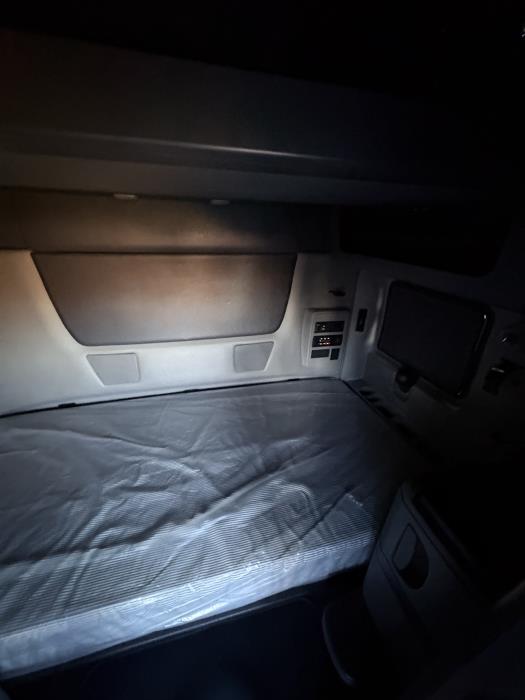 2023 International LT625-10