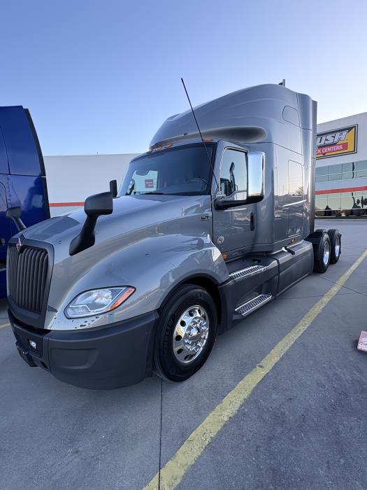 2023 International LT625-1