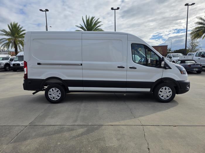 2026 Ford Transit-250-4