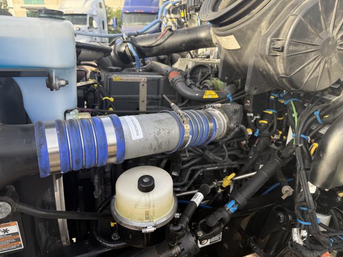 2019 Peterbilt 348-10