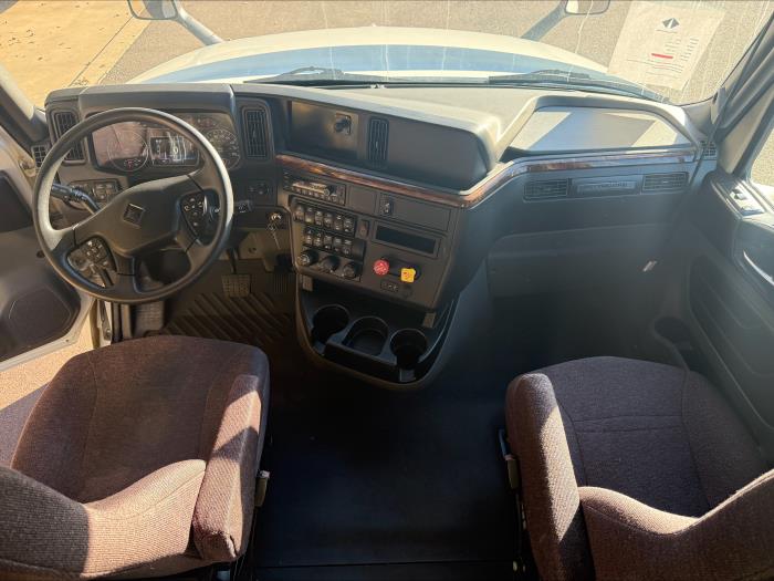 2022 International LT625-9