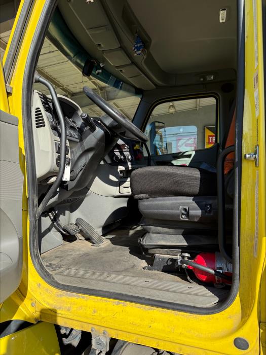 2021 Peterbilt 579-6