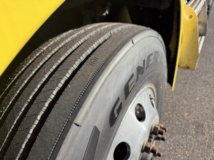 2021 Peterbilt 579-10