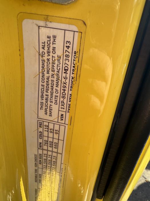 2021 Peterbilt 579-15