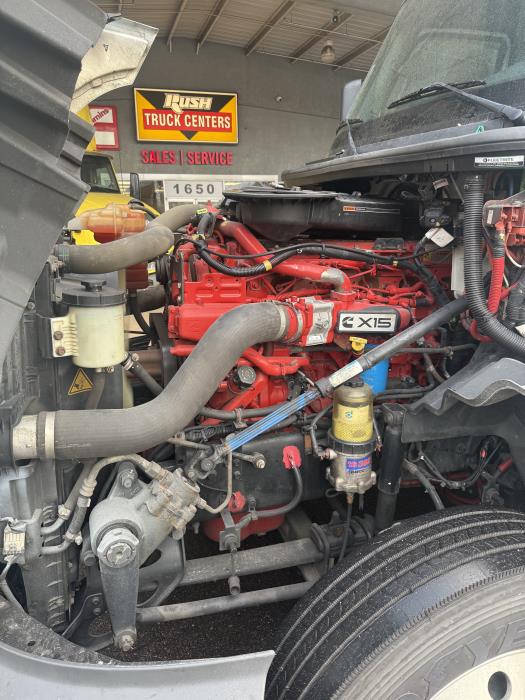 2021 International LT625-1