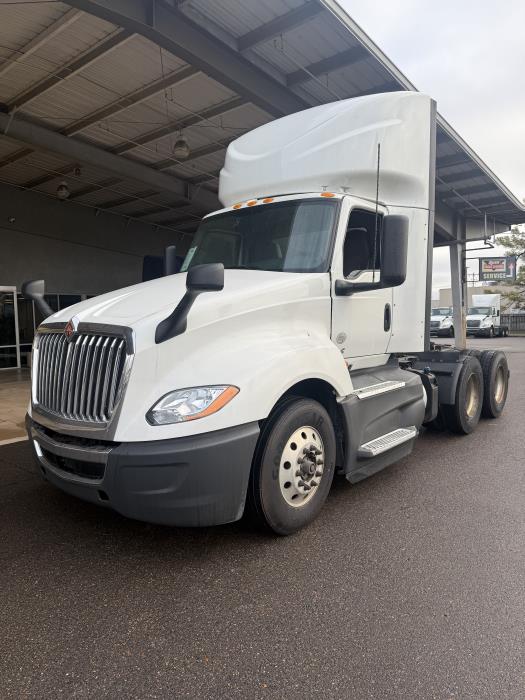 2021 International LT625-0