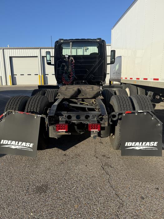 2020 International LT625-4