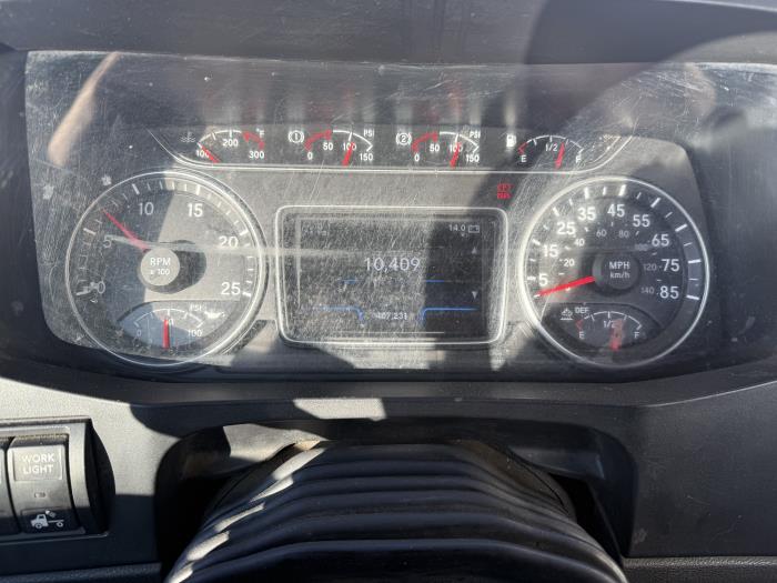 2020 International LT625-11