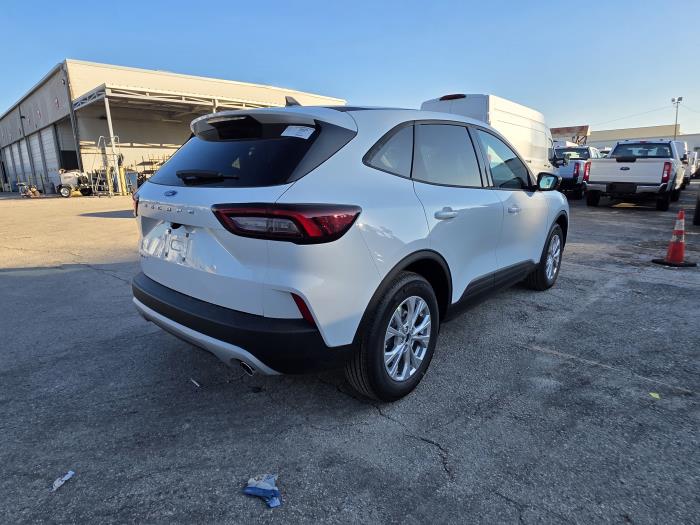 2026 Ford Escape-5