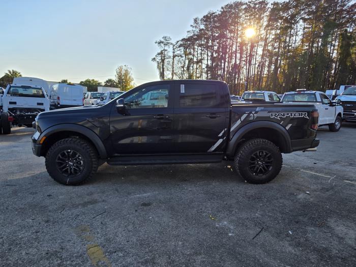 2025 Ford Ranger-8