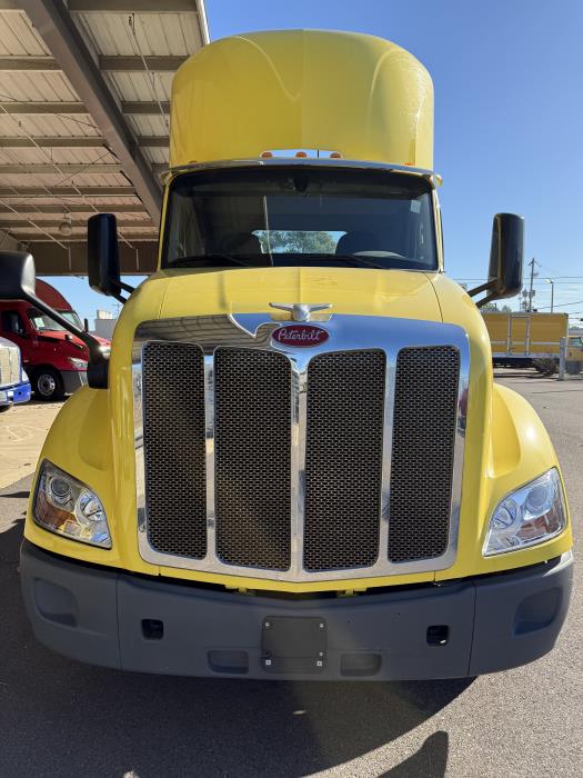 2021 Peterbilt 579-2