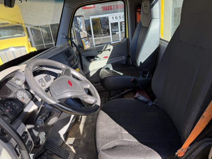 2021 Peterbilt 579-10