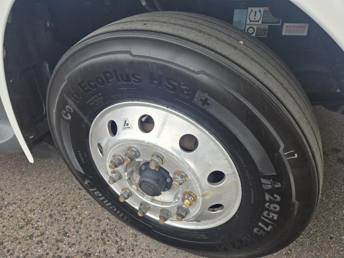 2021 Peterbilt 579-13