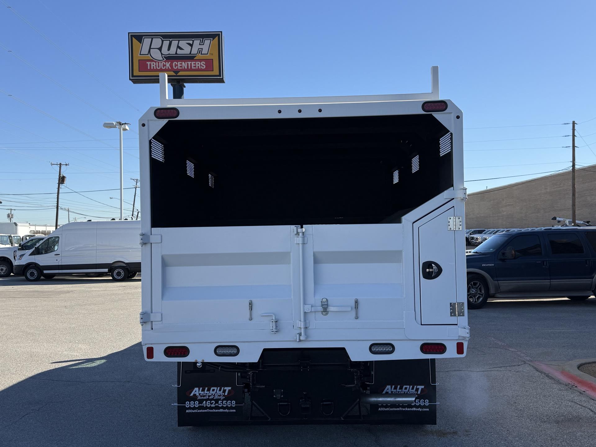 New 2025 Ford F-550 - photo 13