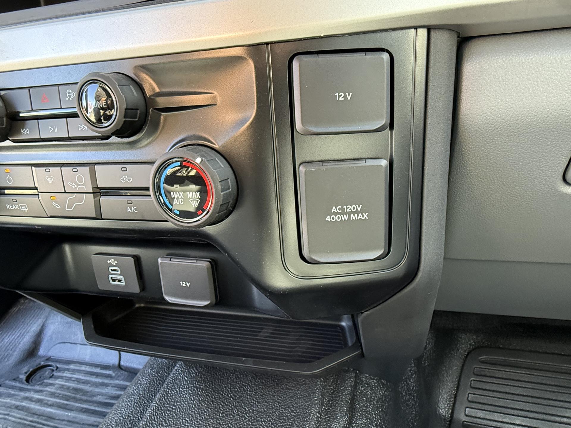 New 2025 Ford F-550 - photo 8