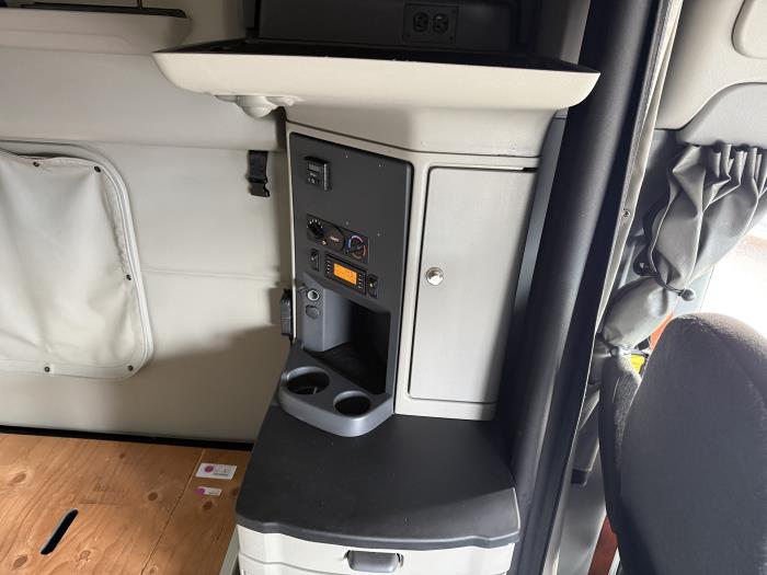 2021 Peterbilt 579-21