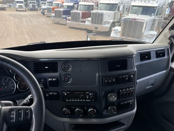 2021 Peterbilt 579-5