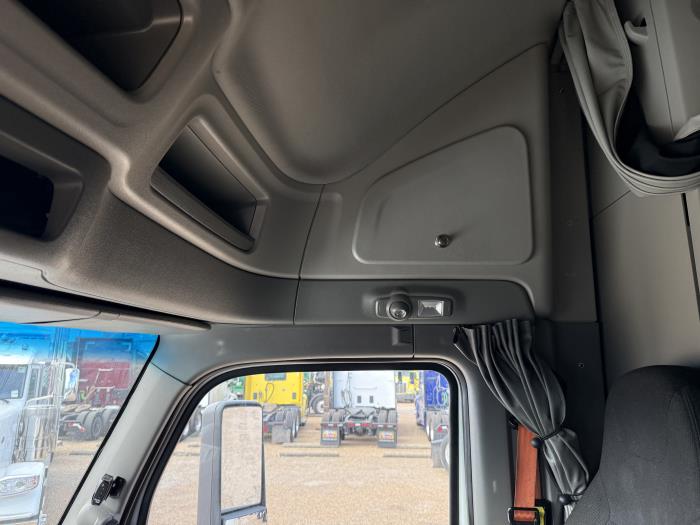 2021 Peterbilt 579-10