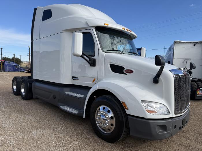 2021 Peterbilt 579-36