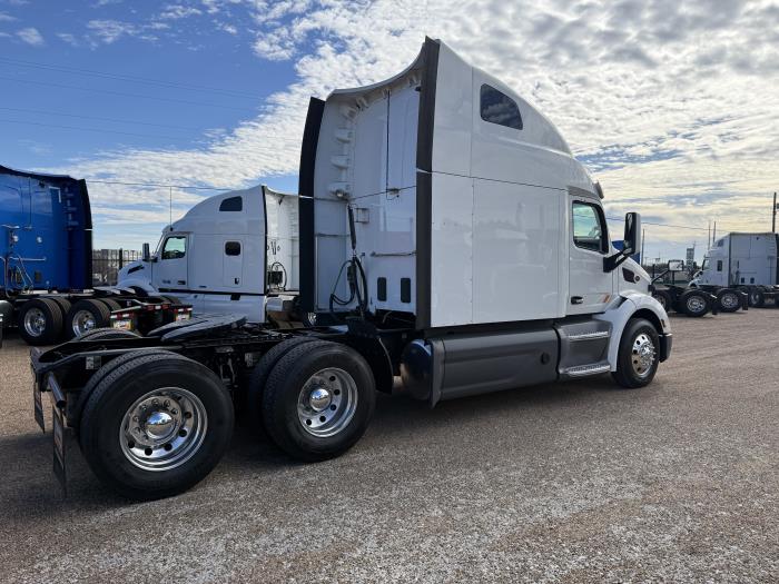 2021 Peterbilt 579-41