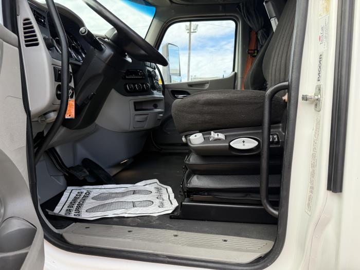 2021 Peterbilt 579-28
