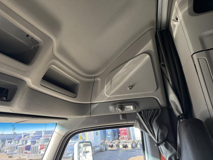 2021 Peterbilt 579-11