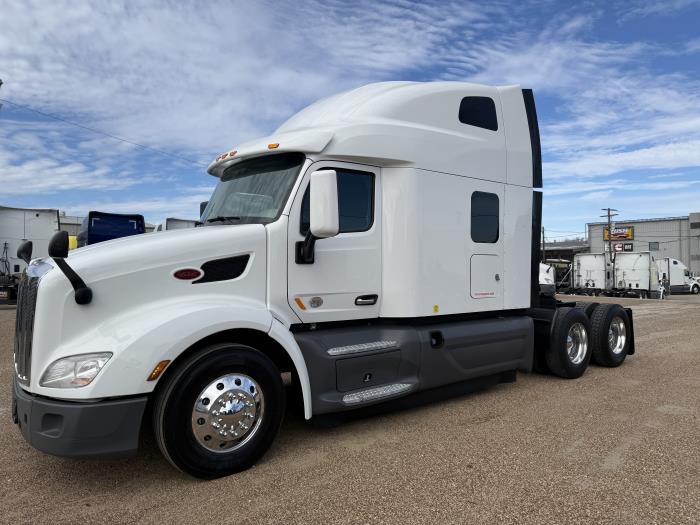 2021 Peterbilt 579-30