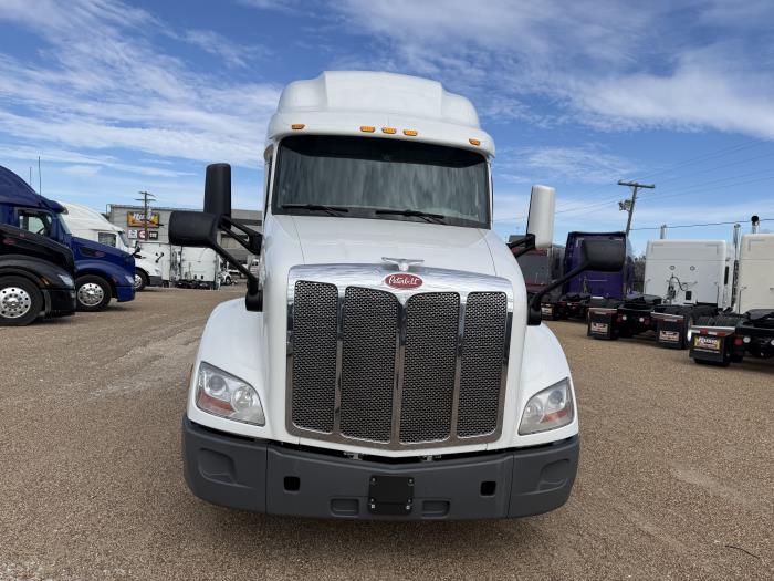 2021 Peterbilt 579-35