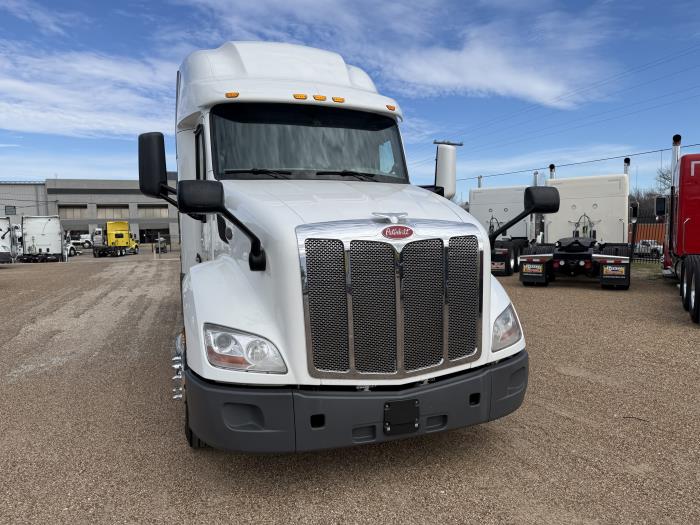 2021 Peterbilt 579-36
