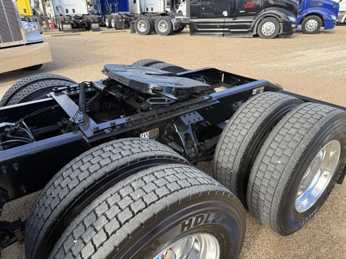 2021 Peterbilt 579-59