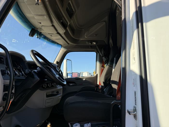 2021 Peterbilt 579-29