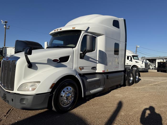 2021 Peterbilt 579-30