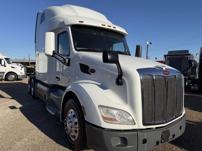 2021 Peterbilt 579-37