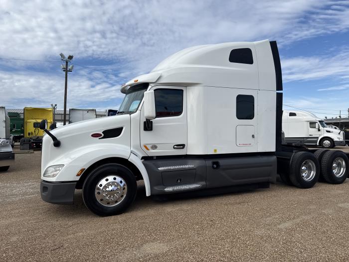2021 Peterbilt 579-2
