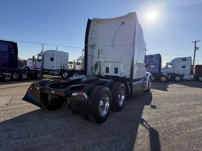 2021 Peterbilt 579-49