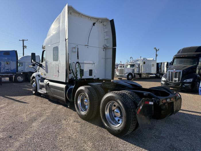 2021 Peterbilt 579-57