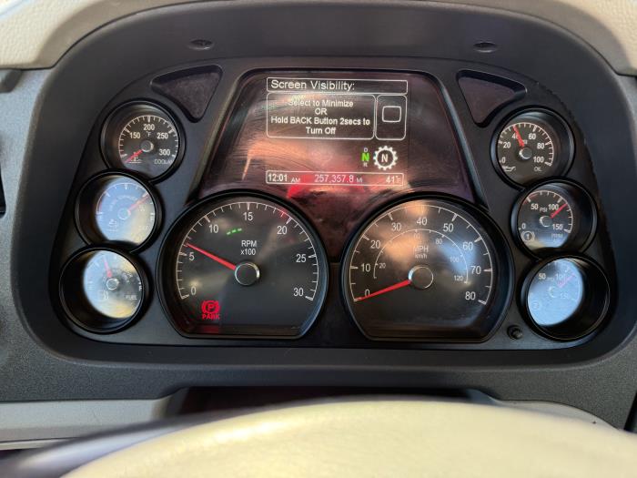 2021 Peterbilt 579-4