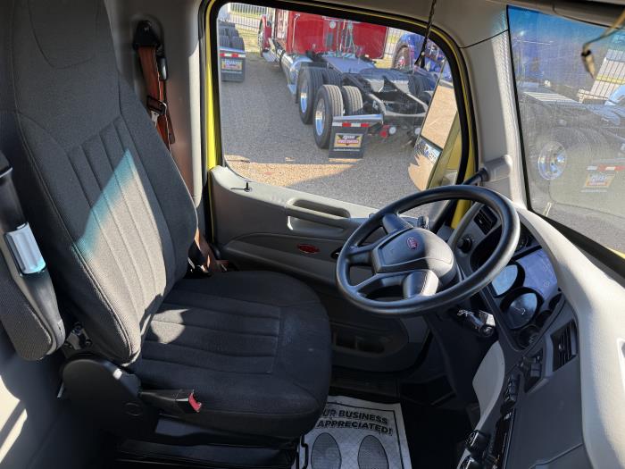 2021 Peterbilt 579-12