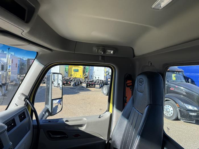 2021 Peterbilt 579-9