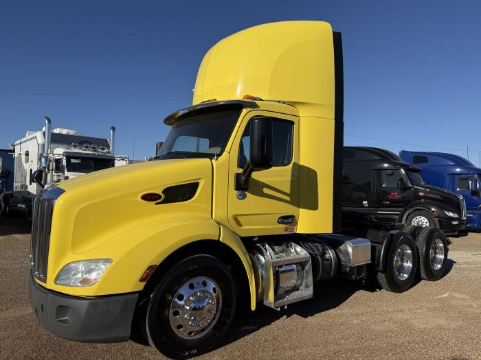 2021 Peterbilt 579-1