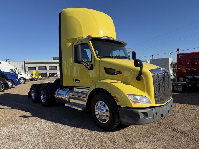 2021 Peterbilt 579-2