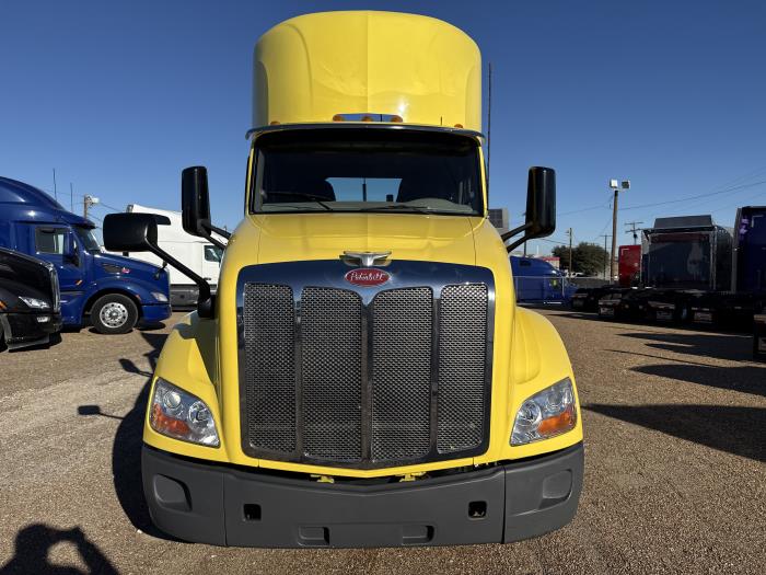 2021 Peterbilt 579-19