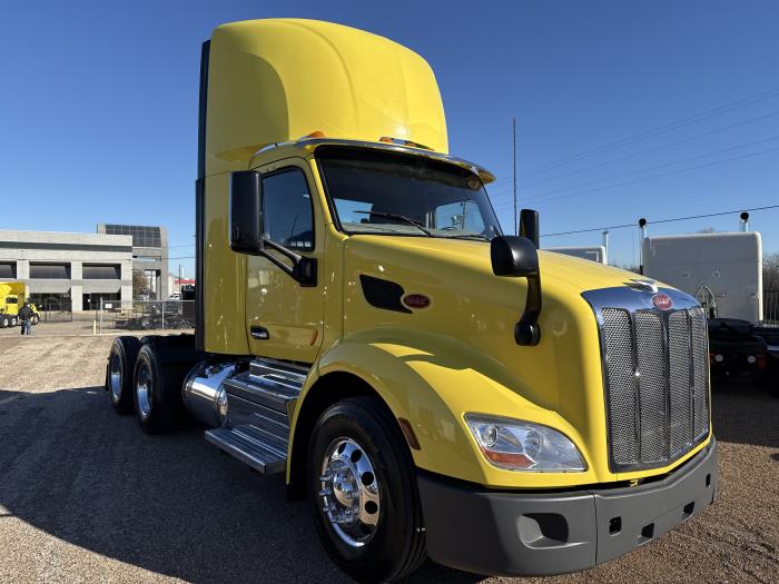 2021 Peterbilt 579-1