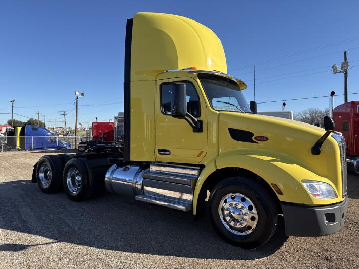 2021 Peterbilt 579-23