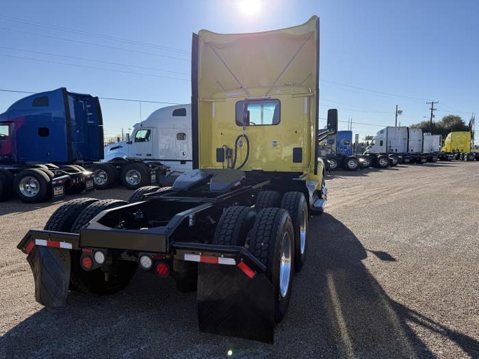 2021 Peterbilt 579-36