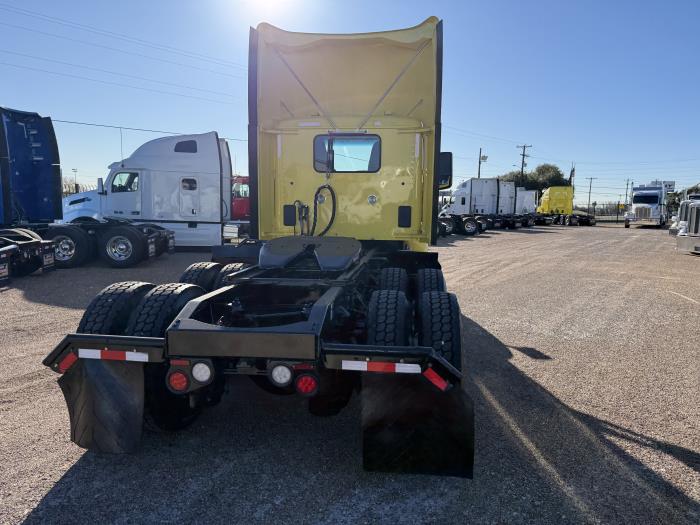 2021 Peterbilt 579-37