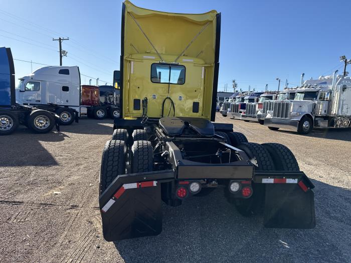 2021 Peterbilt 579-37