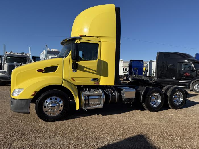 2021 Peterbilt 579-50